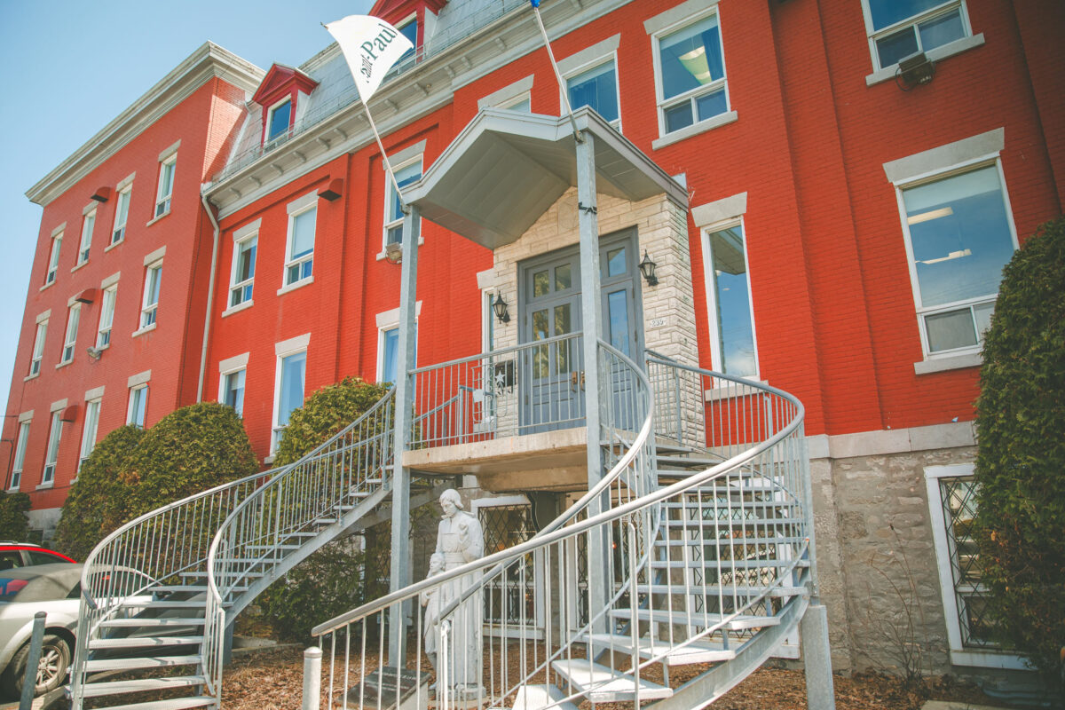 Collège Saint-Paul, rue Sainte-Anne à Varennes